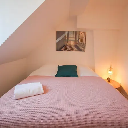 Centre - Nice, Cozy And Functional Ap. דירה ליל