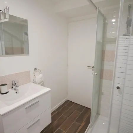 Centre - Nice, Cozy And Functional Ap. Apartment