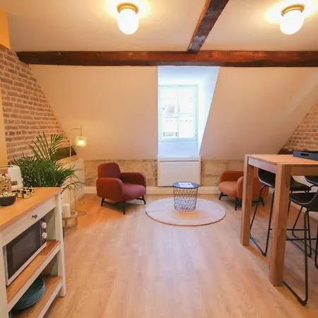 アパート Centre - Nice, Cozy And Functional Ap.